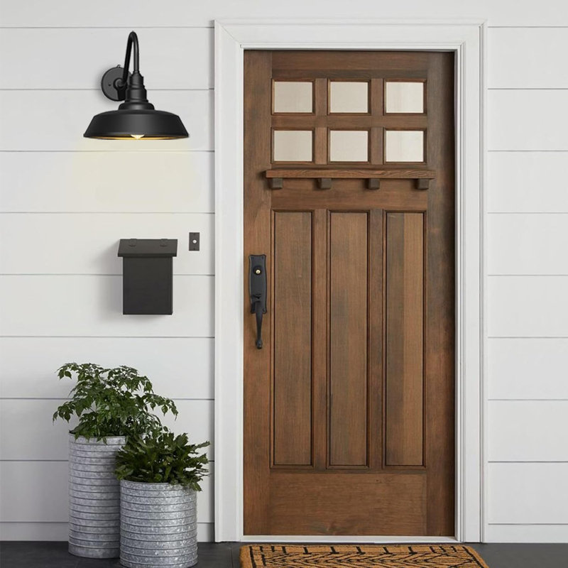 Outdoor Barn Light, 14" H x 12" W x 18" D