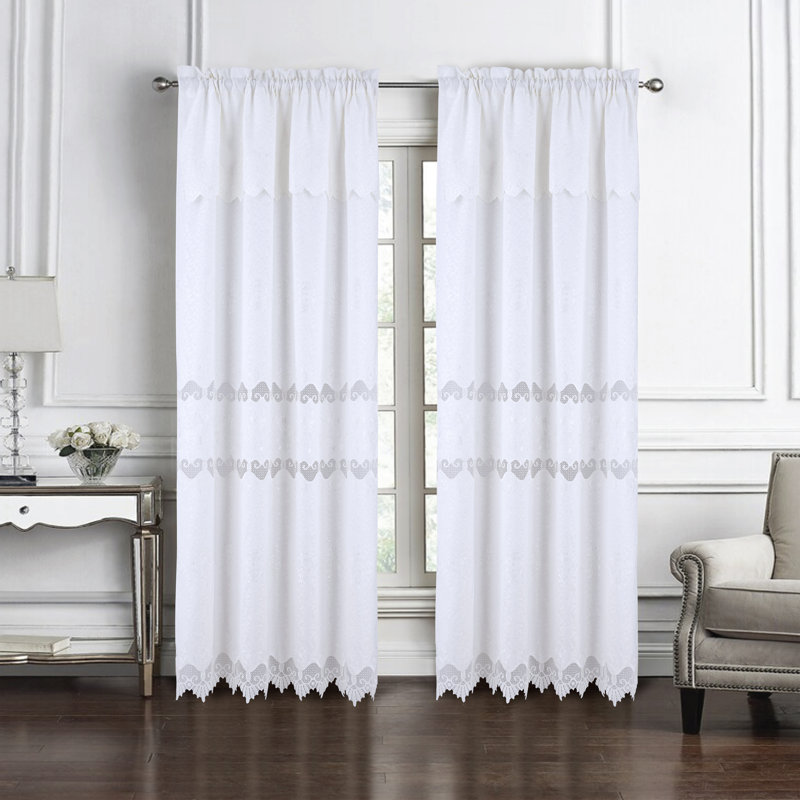 Rideau de fenêtre en macramé brodé Alice, Blanc