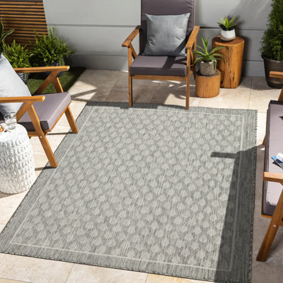Le tapis Gchar2009 Silver Sunshine - polypropylène et teinture, rehausse le matériau en polypropylène de la maison, teint et complète tout espace de vie