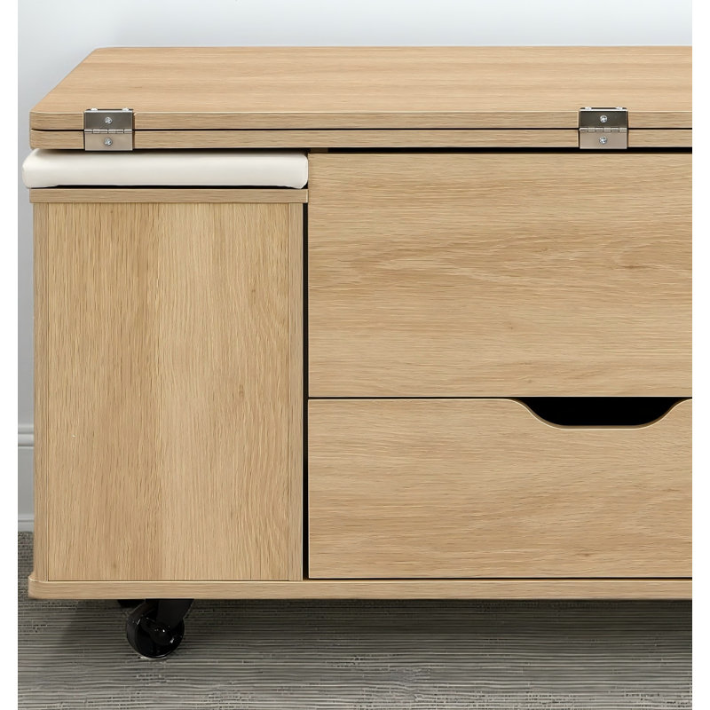 Une table basse multifonctionnelle (naturelle et blanche) avec rangement caché et 4 tabourets assortis. Les roulettes permettent un mouvement flexible et peuvent être utilisées comme une table centrale moderne, offrant à la fois esthétique et pratique.