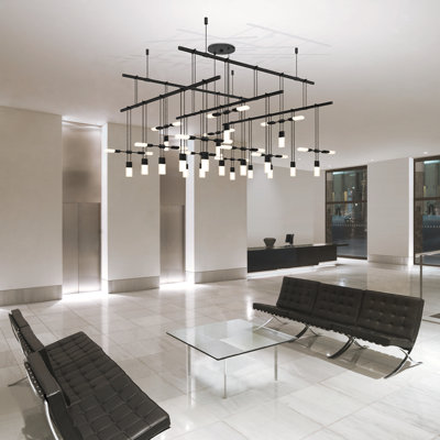 Lustre linéaire moderne à 19 lumières Suspender®