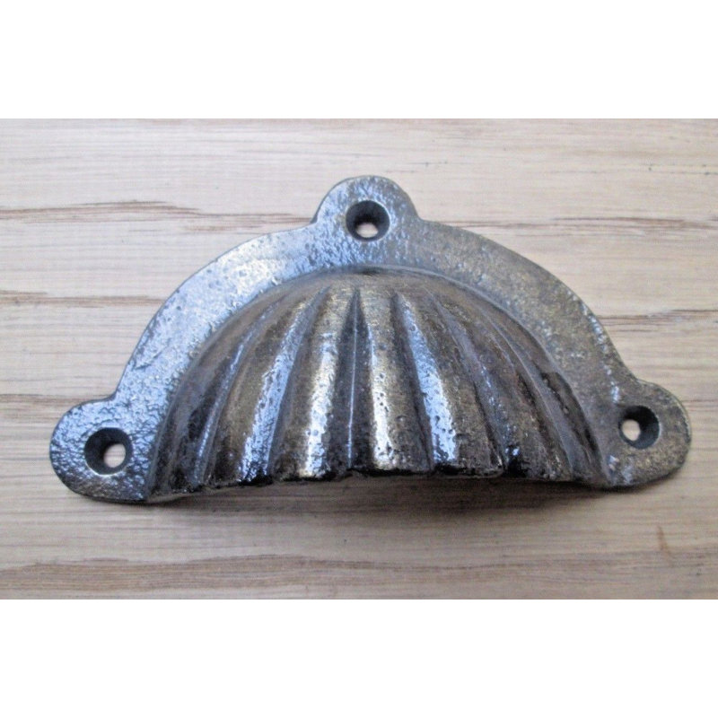 Fluted With Lugs Cup Pull Handle Antique Brass