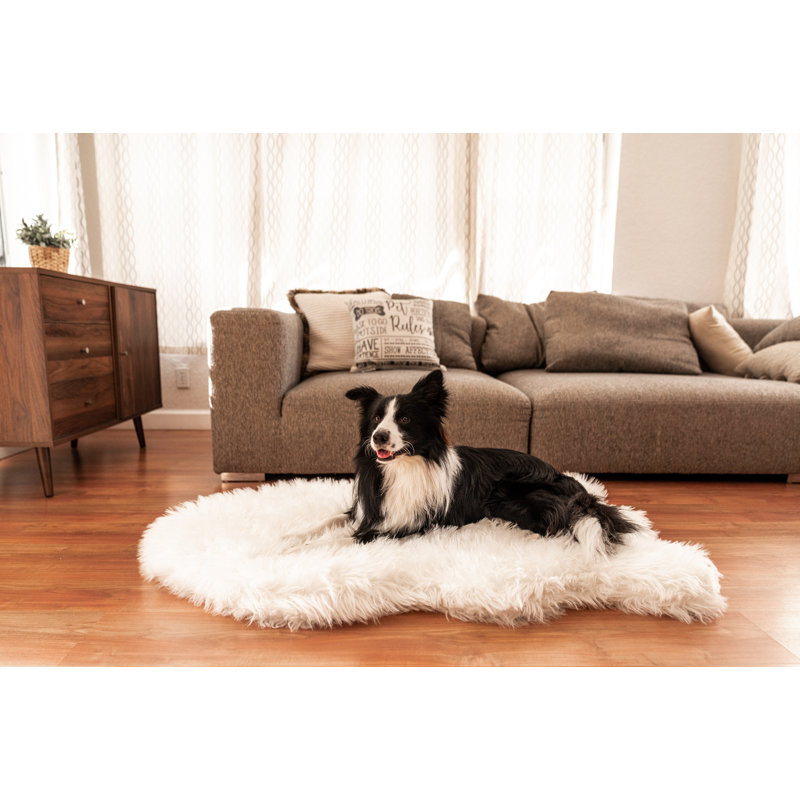 Medium Polar White Faux Fur Orthopedic Dog Bed