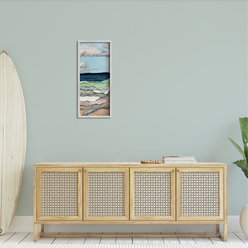 «Cloudy Beach Shore Landscape Layered Ephemera Collage» par Stacy Gresell - cadre photo, impression sur bois
