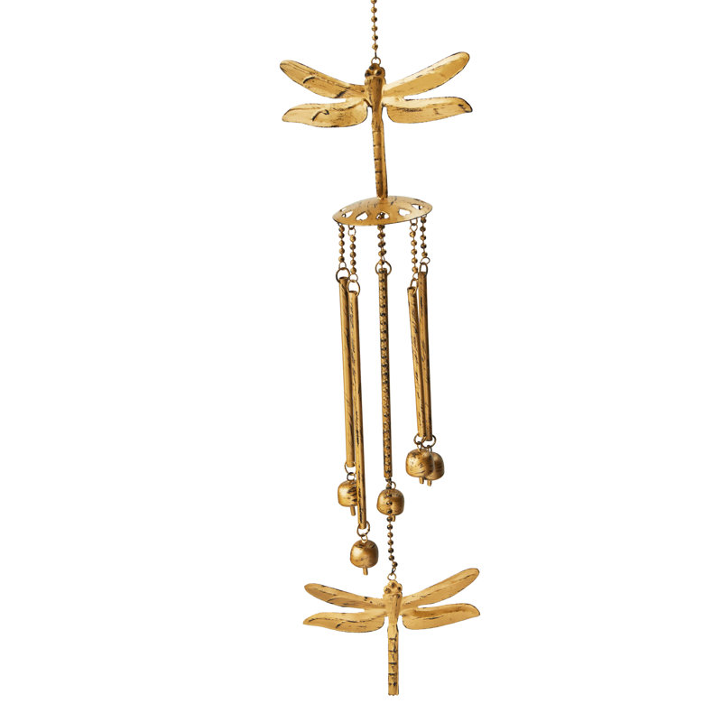 Carillons éoliens avec libellule