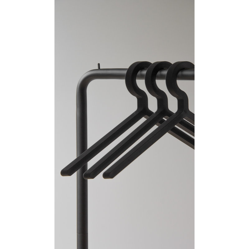 Illusion Hanger