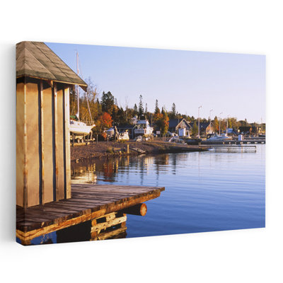Houses At The Lakeside North House Folk School Lake Superior Grand Marais Minnesota Usa Contemporary Architecture Art