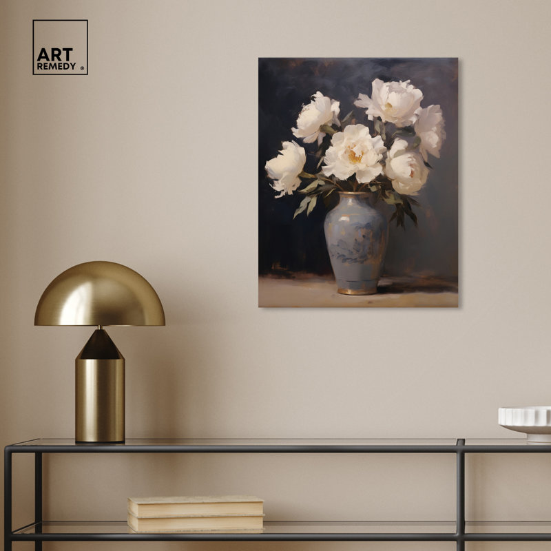 Fleurs dans un vase en porcelaine, art mural classique par Art Remedy, Toile tendue, H 20 po x l 16 po