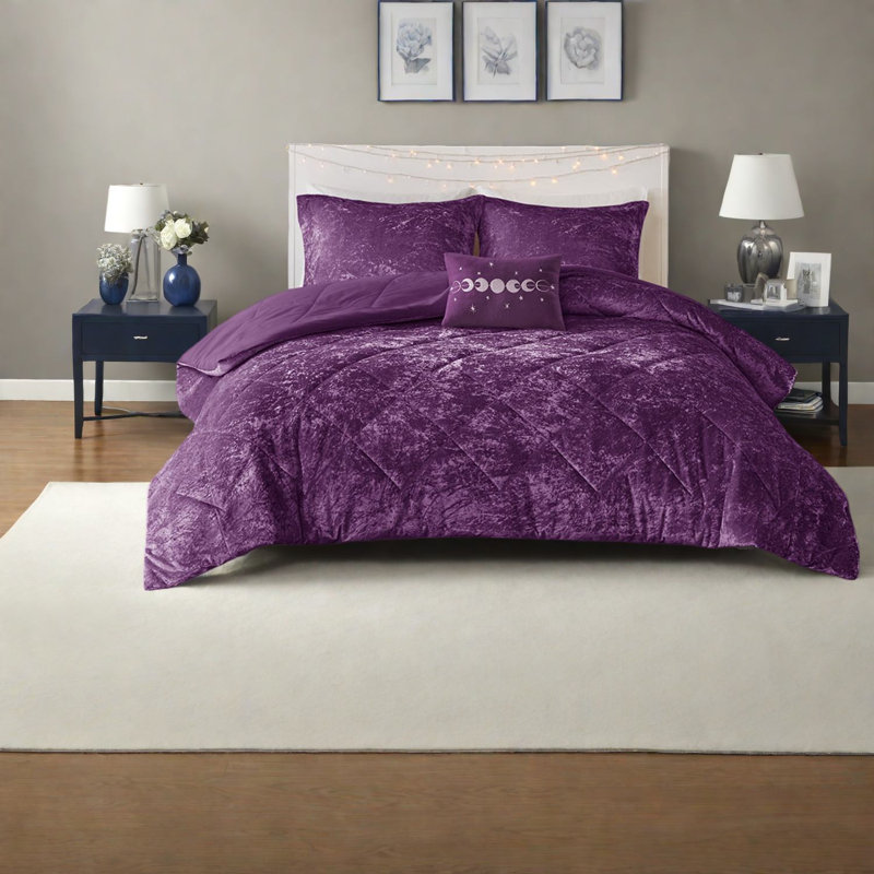 Luxurious Velvet Bedding Set, Polyester, Glamorous Purple, Home Comfort