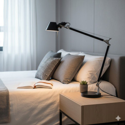 Merideth Modern 1 Light Metal Table Lamp