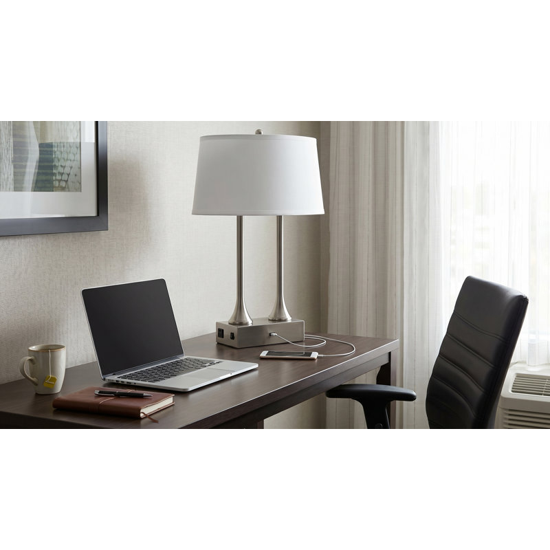 Crima Metal USB Table Lamp