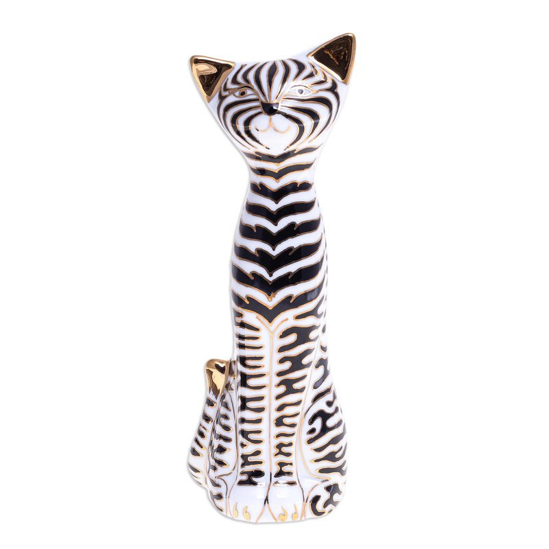 Dilmon Figurines & Sculptures
