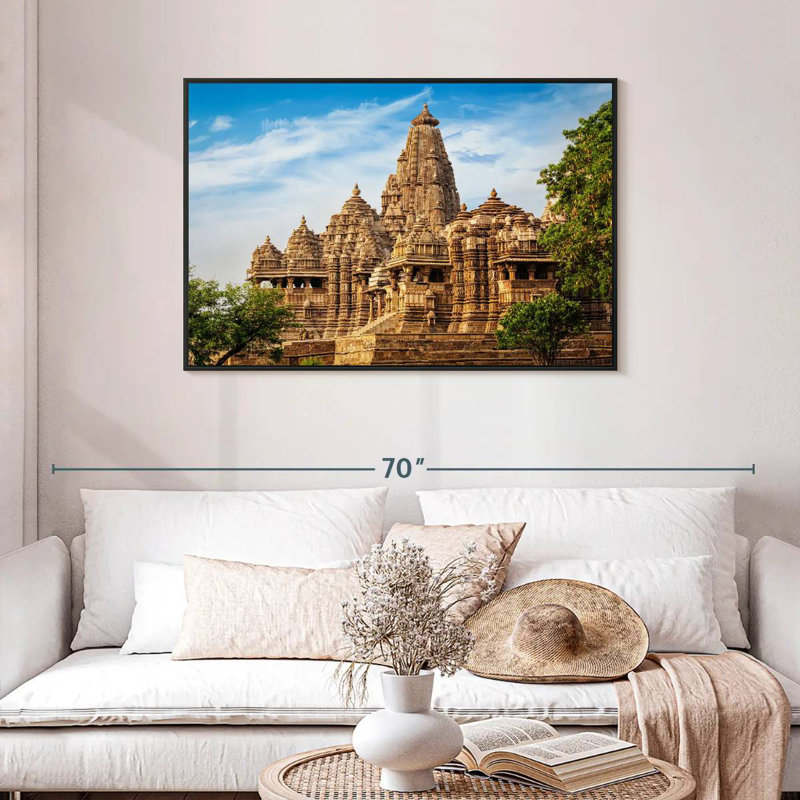 Ancien Kandariya Mahadeva, Cadre flottant noir, 43 po x 29 po