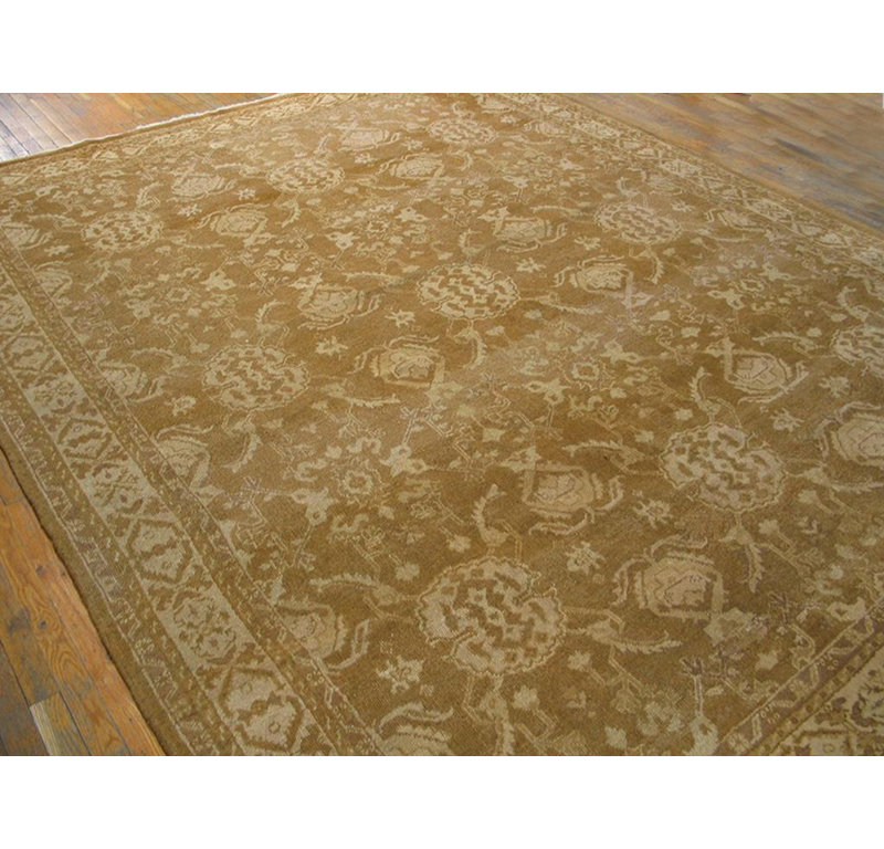 Élégant tapis Agra indien de couleur rouille et chameau avec motif floral