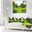 Coussin plante et fleurs dans le jardin-4257078-4257074