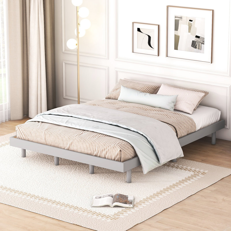 Grand lit moderne gris avec structure flottante stable - fait de contreplaqué dans un design élégant et aéré