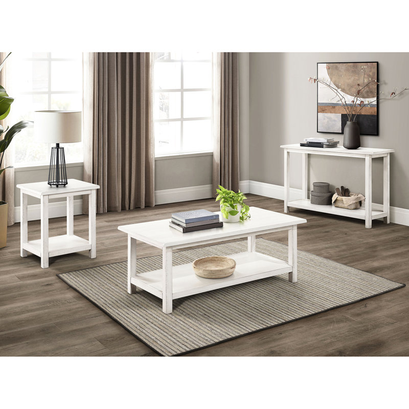 Console blanche vieillie en pin, idéale pour une entrée ou sous une fenêtre dans les aires de vie principales.