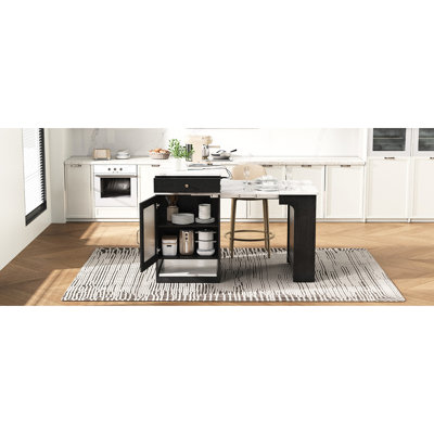 Îlot de cuisine de luxe de 151 cm (59,5 po) avec options d'extension de 26, 66 et 106 cm (10,2, 26 et 41,8 po), étagères latérales ouvertes et prises de courant de type C pour les besoins numériques. Deux panneaux de plateau amovibles modernes et deux tablettes réglables.
