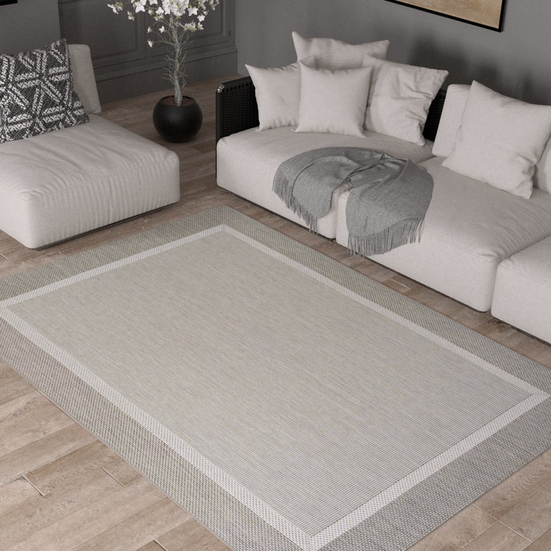 Tapis taupe Saniya, Rectangle 6 pi 2 po x 9 pi 2 po, Ivoire / taupe