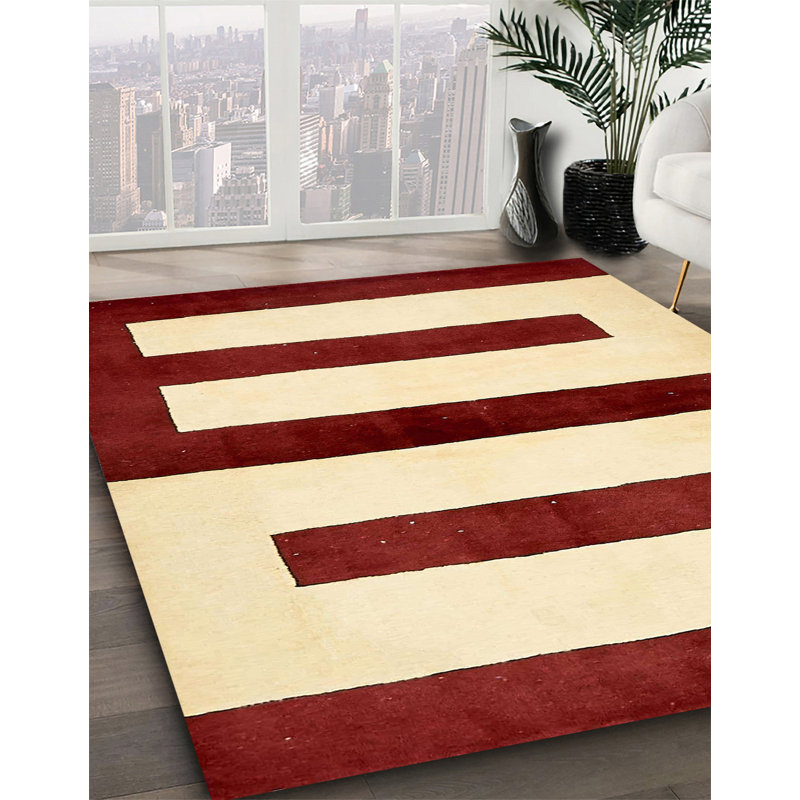 Vic Abstract Indoor Rug, Square 6'