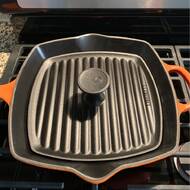 Le Creuset Skillet Grill Review: Is It Worth Your Money? – SheKnows