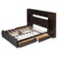 Grand lit en bois avec armoire, tablette et prises tout-en-un