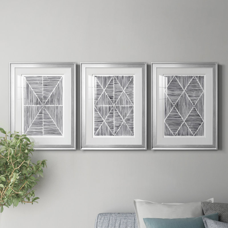 Vibrato I - Ensemble de 3 reproductions de dessins encadrés, Cadre argenté, H 36,5 po x l 79,5 po x P 1 po