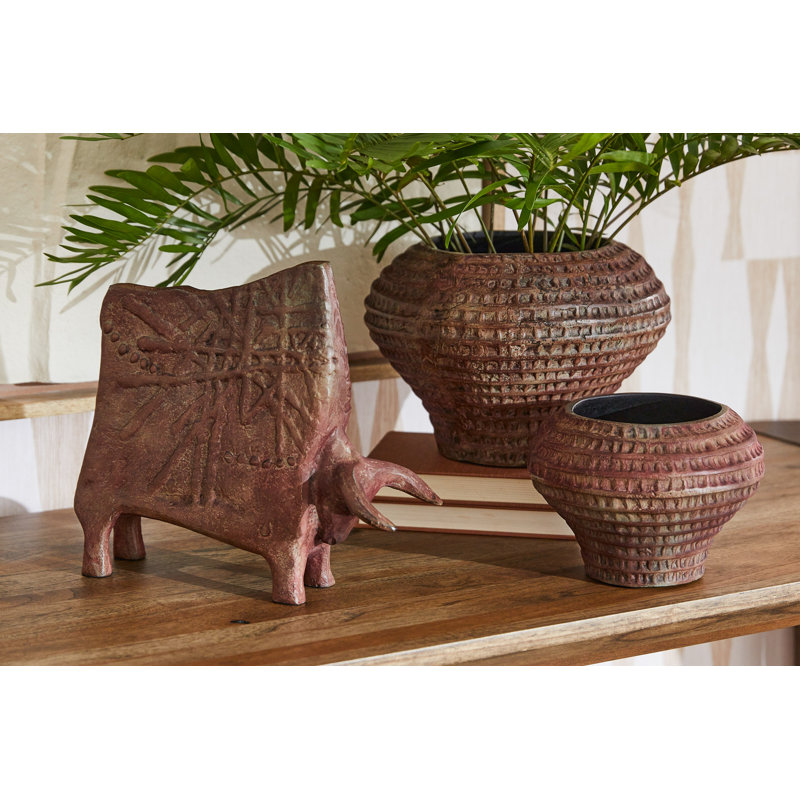 El Toro Sculpture | Antique Ochre