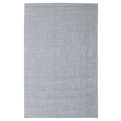 Geometric Area Rug in Silver Gray/Beige