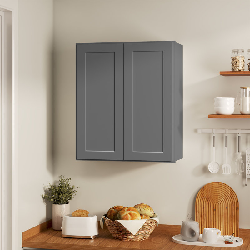 Armoire murale standard Shaker de 30 po x 12 po x 36 po Homewood Cozy Design en gris Shaker prêt à assembler