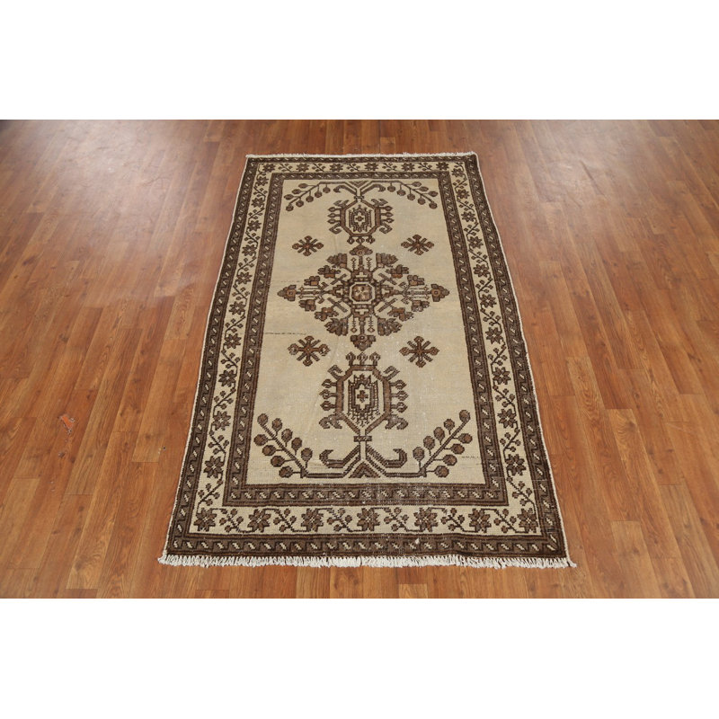 Tapis traditionnel géométrique en laine 4 x 6