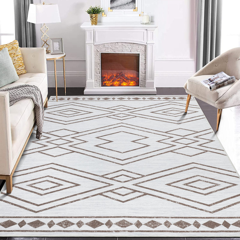 Tapis beige en polyester tissé à la machine Korinne, Rectangle 4 pi x 6 pi