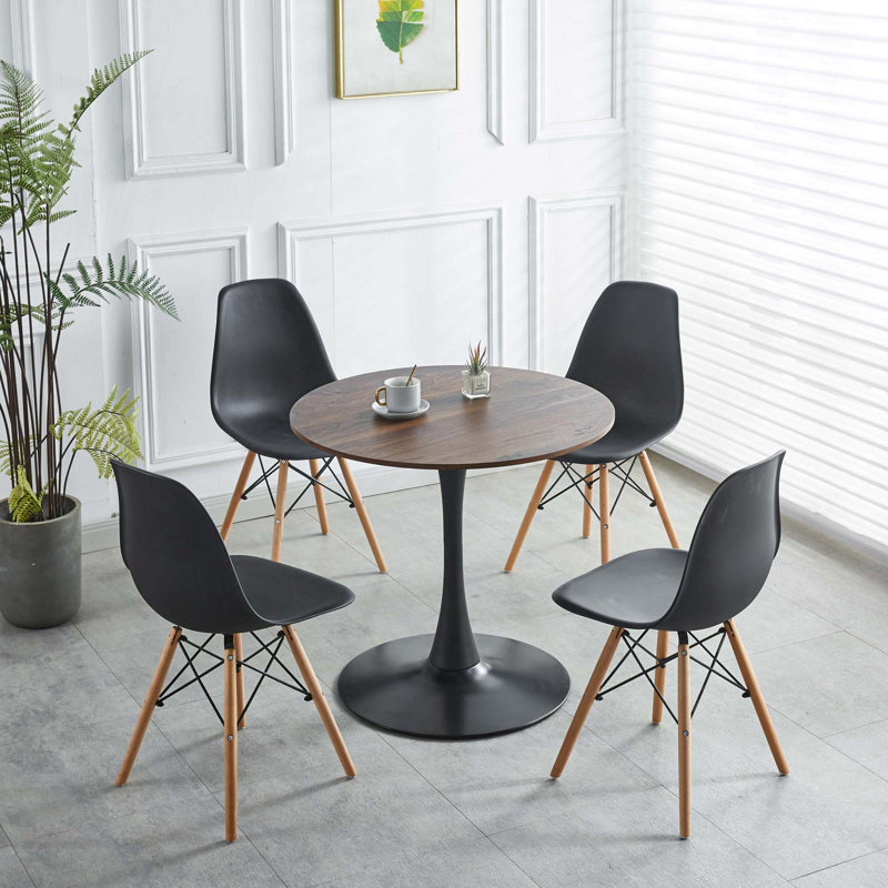 Table de salle à manger Bjarnheiur, H 28,74 po x l 31,49 po x P 31,49 po, Brun / Noir, Noir