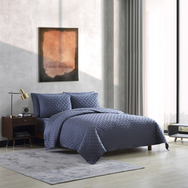Emmeline Tencel Reversible Quilt Set, Navy, King Quilt