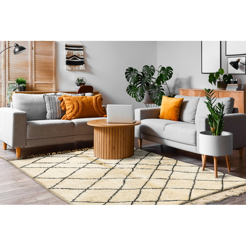Mohardi Wool Hand Loomed 170cm X 245cm Area Rug