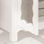 Armoire de salle de bain moderne de 31 pouces avec lavabo intégré, tablettes réglables et verre trempé à rayures verticales pour plus d'intimité