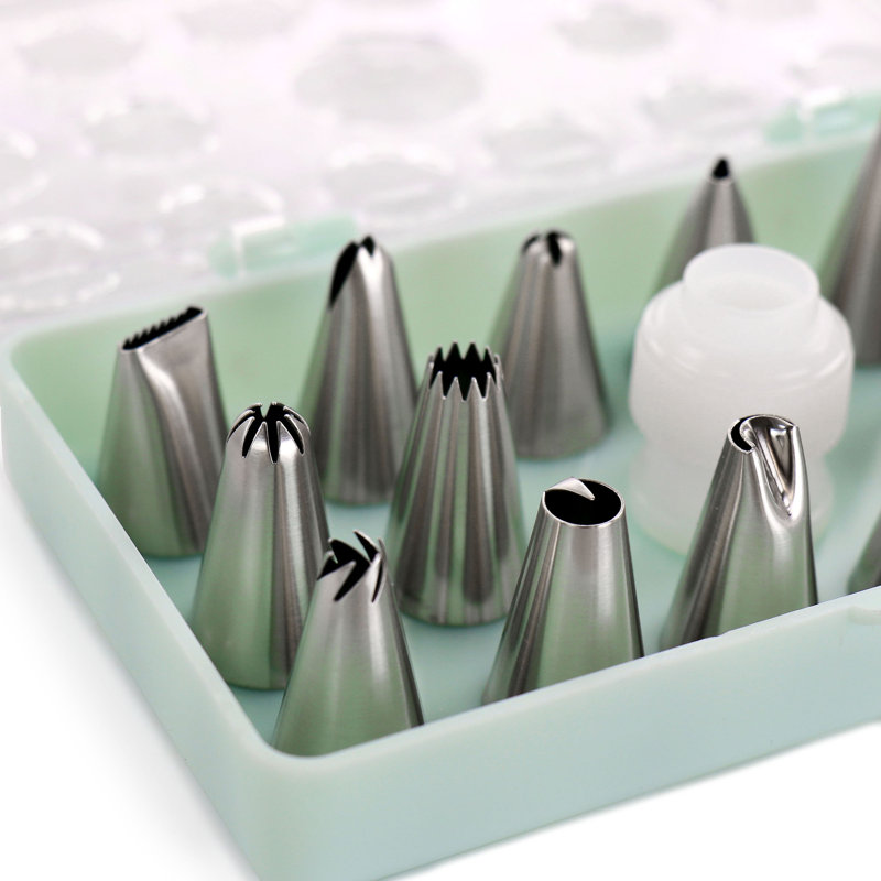 Stainless Steel Cake Decorating Nozzles 16-Piece Set
