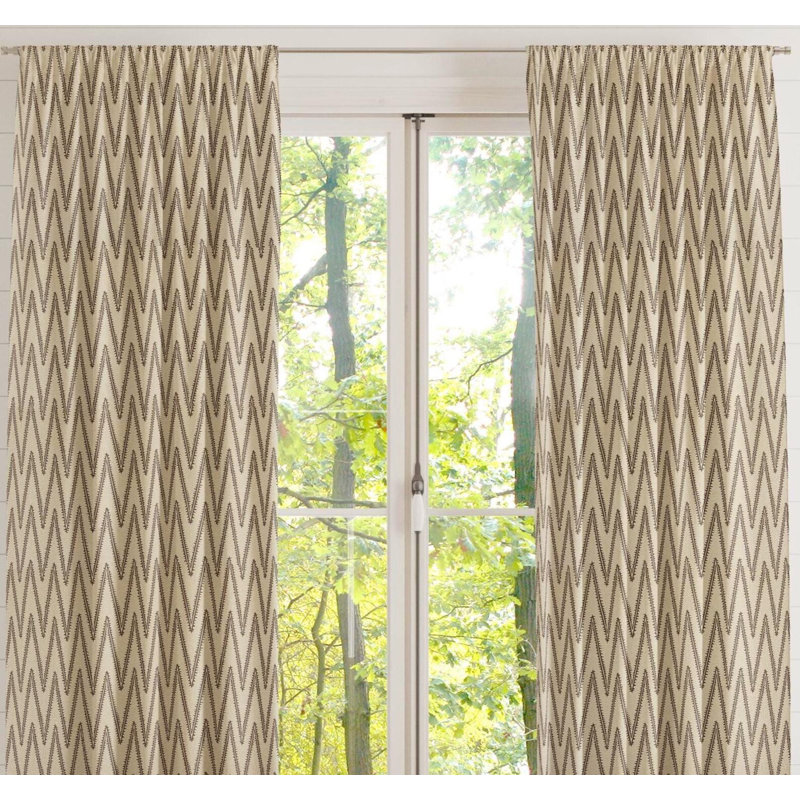 Rideaux châtaignier à chevrons bruns, L 50 po x L 72 po