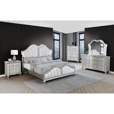 Ensemble de chambre à coucher argenté avec lumières DEL et tête de lit tapissier