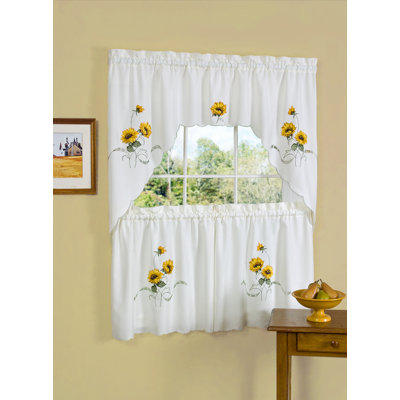 Schnieders Floral Scalloped Kitchen Curtain