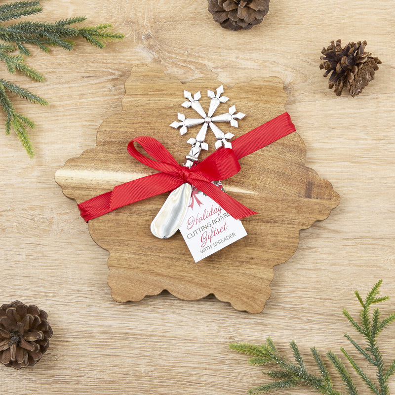 Design Imports Snowflake Cutting Board Gift Set/2