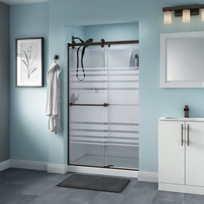 Porte de douche coulissante contemporaine avec verre transitionnel Trinsic 48 "x 70"