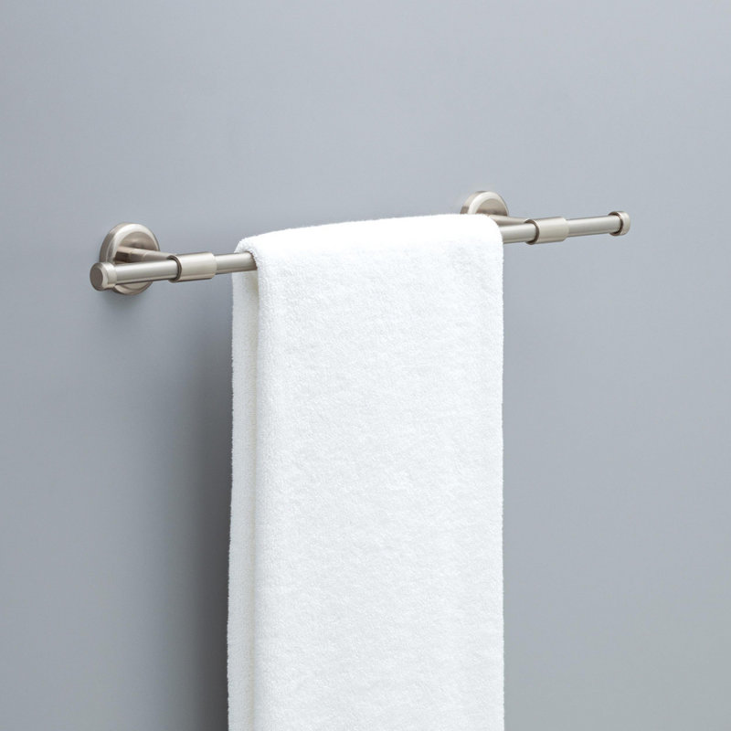 Accessoire de quincaillerie de salle de bain murale en nickel brossé 24 po Westdale