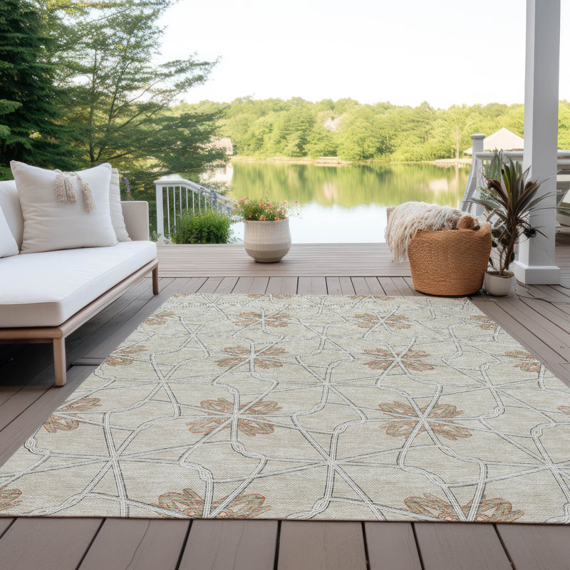 Beige Geometric Machine-Washable Indoor/Outdoor Area Rug 2'6" x 3'10"