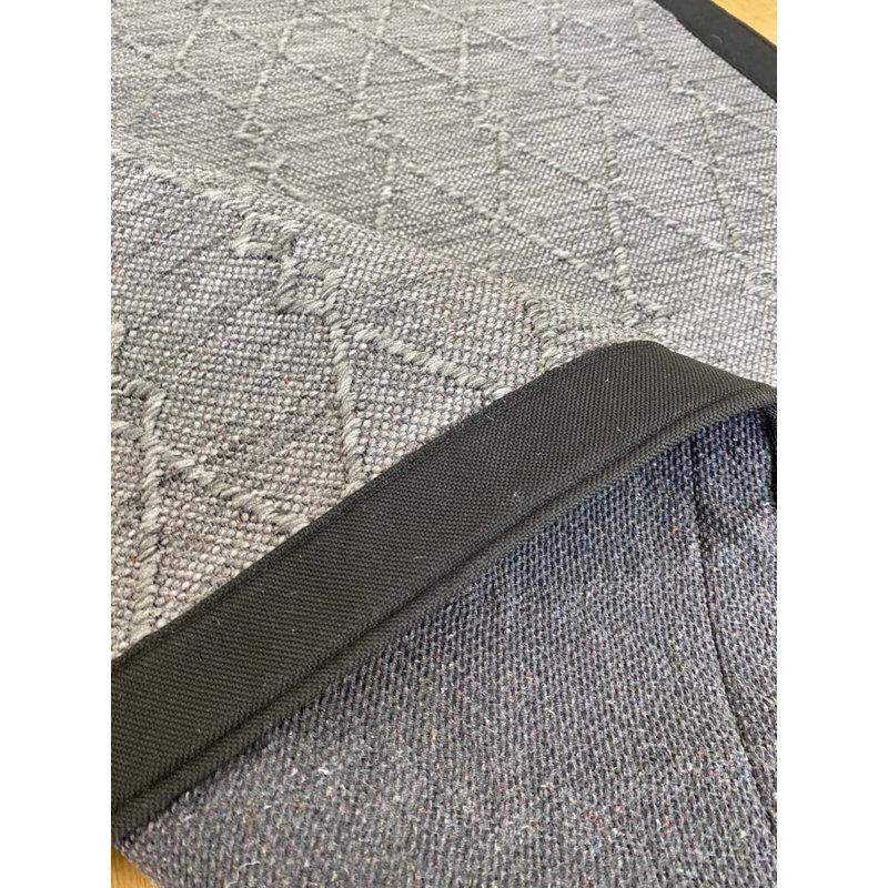 Tapis en coton à bordure noire Prescod, Rectangle 3 pi 11 po x 5 pi 11 po