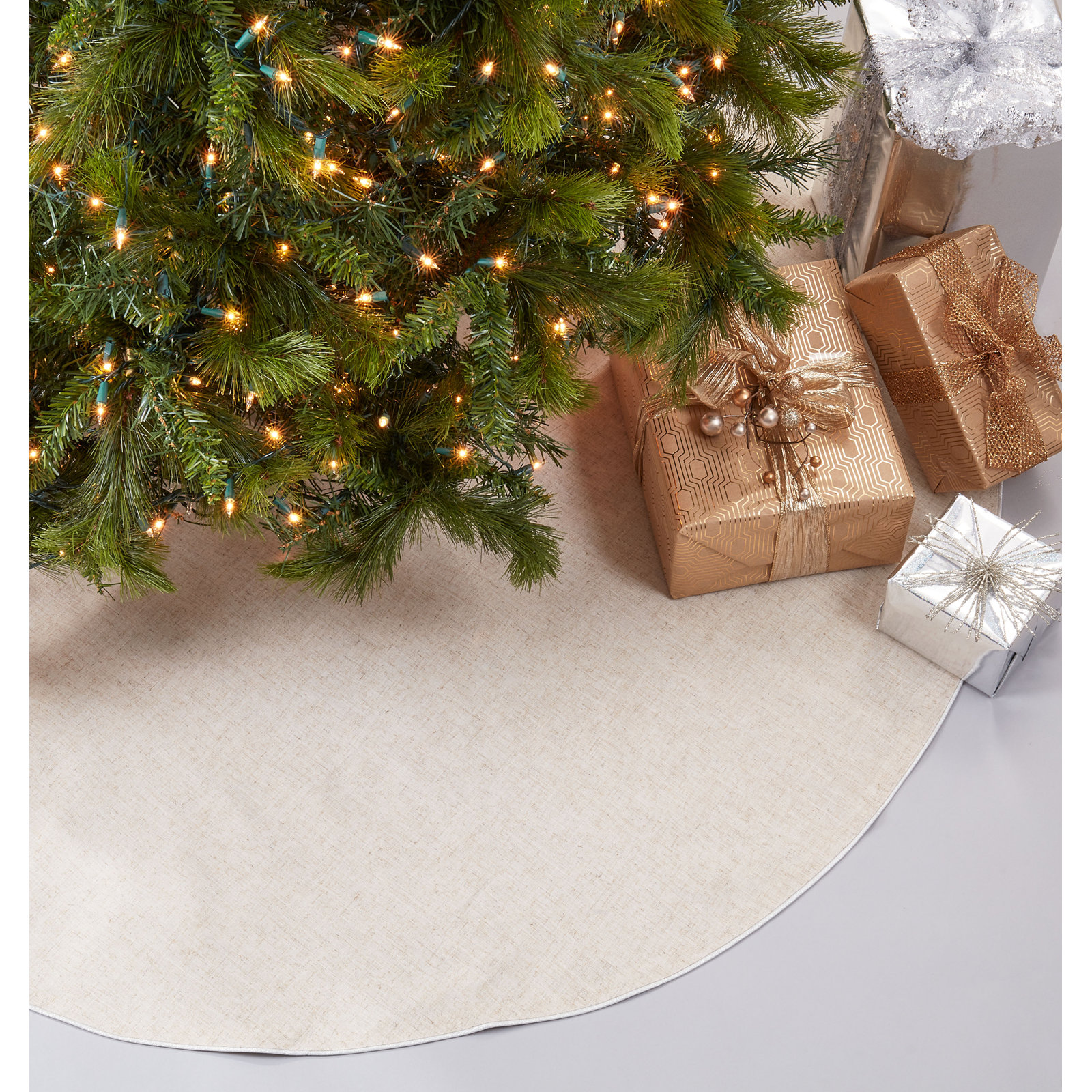 Nylah Tree Skirt, 56", Silver