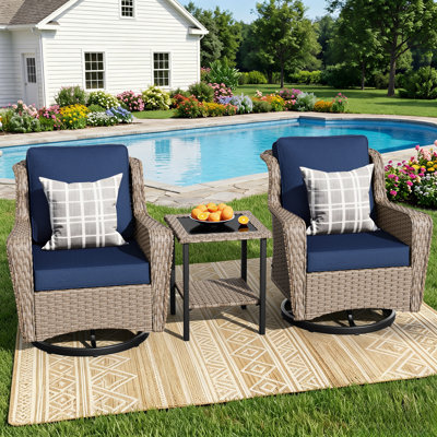 Ensemble de 3 chaises pivotantes en rotin de patio