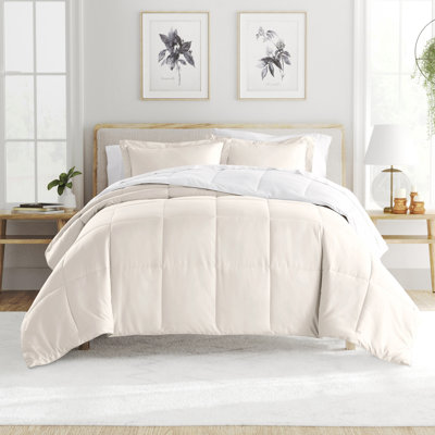  Microfiber Reversible Comforter Set