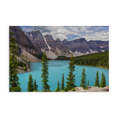 Art mural sur toile Vivid Blue Valley Pond par Marty Hulsebos