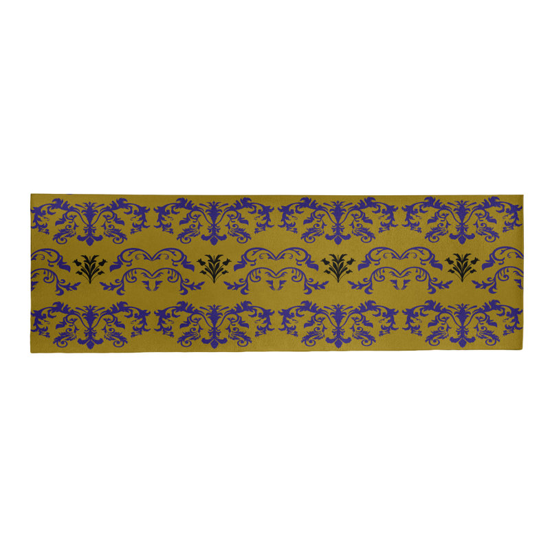 Tapis de couloir doré